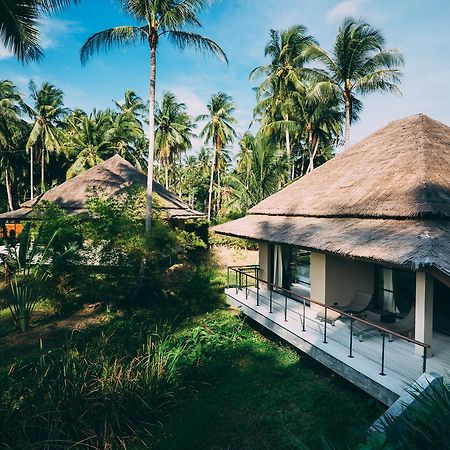 Le Motu Hotel Taling Ngam  Exterior photo